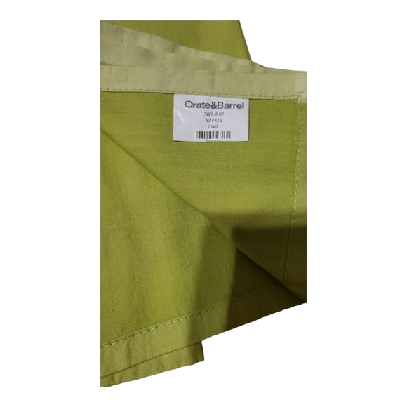 Crate and Barrel Twilight Napkin set of 4 - Picture 2 of 3